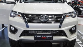 HƯỚNG DẪN THAY BÁNH DỰ PHÒNG XE TOYOTA FORTUNER (INNOVA)