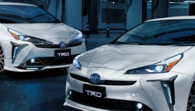 Toyota Prius thêm thể thao và cá tính với gói "độ" TRD Sport