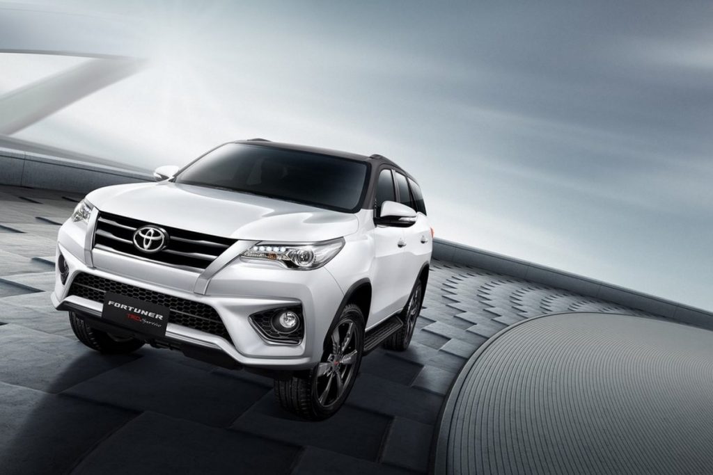 Toyota Fortuner trở lại top 10 ôtô bán chạy tại Việt Nam Tháng 8, mẫu SUV của Toyota là sản phẩm nhập khẩu duy nhất, Vios và i10 vẫn chia nhau hai vị trí đầu bảng.